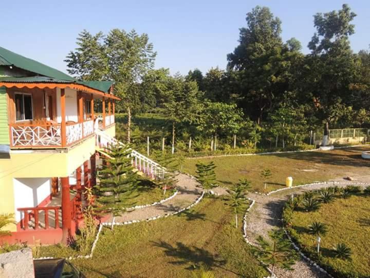 Kadambini Resort Латагури Екстериор снимка