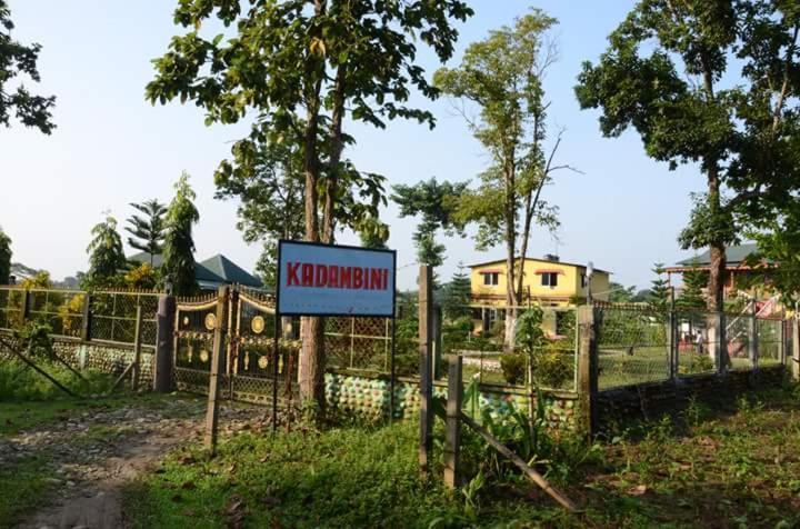 Kadambini Resort Латагури Екстериор снимка
